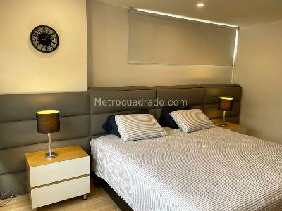Apartamento de 2 alcobas en arriendo en El Poblado, Medellín, 89 m² · foto 9 de 14