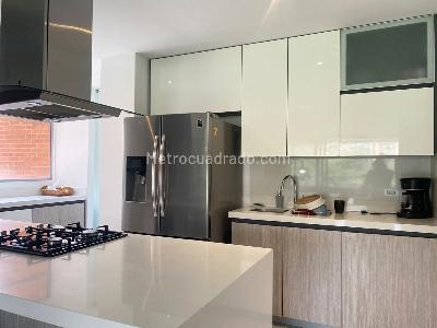 Apartamento en venta en Envigado, Envigado · foto 6 de 20