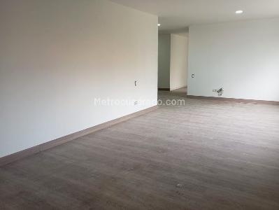 Apartamento de 3 alcobas en arriendo en Alejandría, Medellín, 187 m² · foto 3 de 16