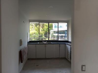 Apartamento de 3 alcobas en arriendo en Alejandría, Medellín, 187 m² · foto 4 de 16