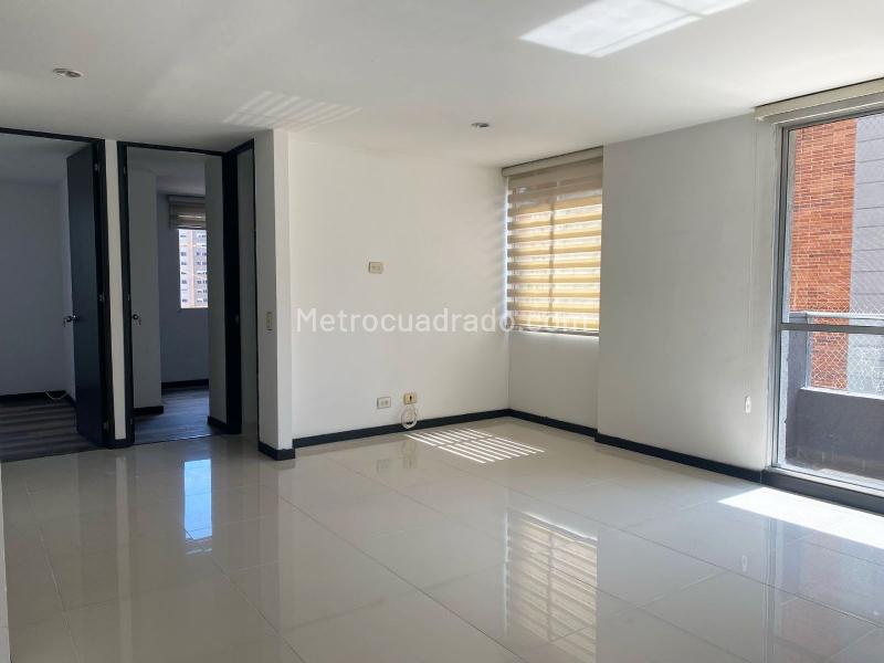 Apartamento de 2 Alcobas en El Poblado (Conjunto Cerrado) - 5