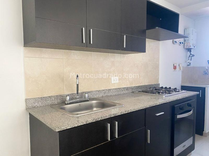 Apartamento de 2 Alcobas en El Poblado (Conjunto Cerrado) - 7