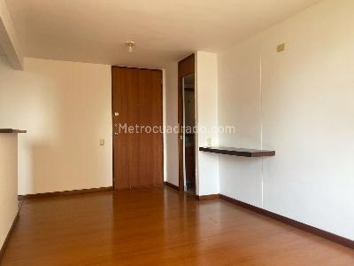 Apartaestudio en arriendo en El Poblado, Medellín, 64 m² · foto 4 de 14
