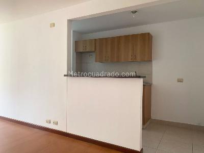 Apartaestudio en arriendo en El Poblado, Medellín, 64 m² · foto 5 de 14