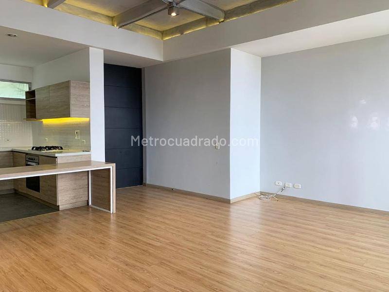 2BR Apartment with Modern Finishes in El Poblado - 3