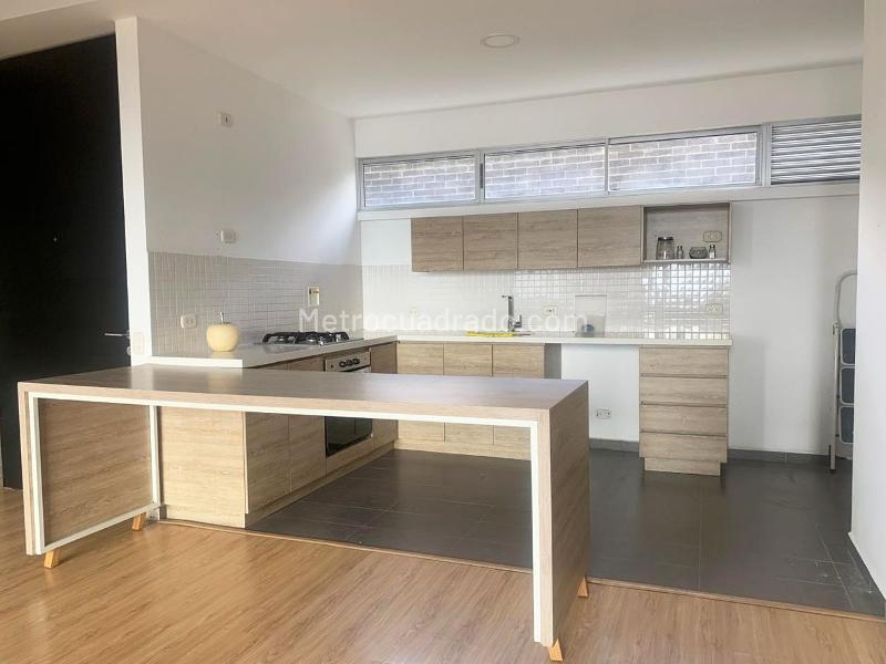 Apartamento de 2 Alcobas con Gimnasio en El Poblado - 5