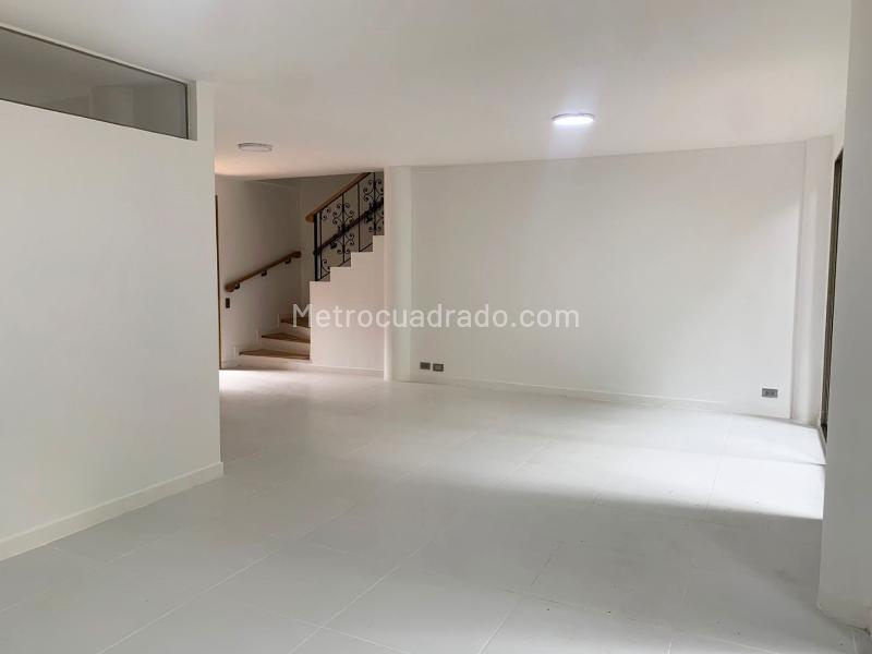 Charming 3BR House in El Poblado - 3