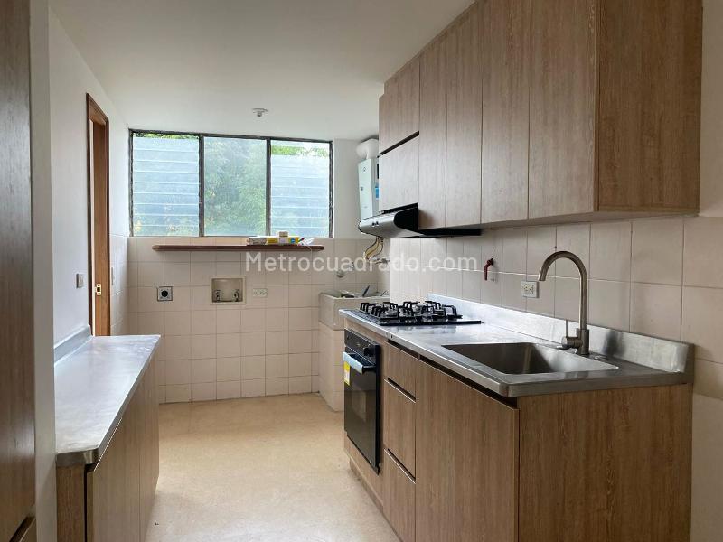 2BR Apartment with Parking in El Poblado (Closed Unit) - 5