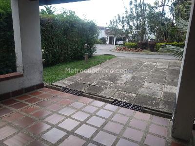Casa de 4 alcobas en venta en El Poblado, Medellín, 300 m² · foto 18 de 19