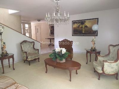 Casa de 4 alcobas en venta en El Poblado, Medellín, 300 m² · foto 3 de 19