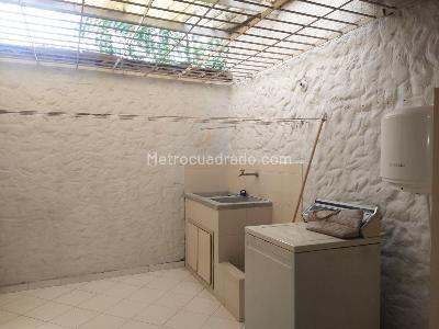 Casa de 4 alcobas en venta en El Poblado, Medellín, 300 m² · foto 8 de 19