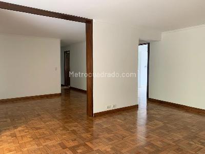 Apartamento de 4 alcobas en venta en El Poblado, Medellín, 177 m² · foto 2 de 19