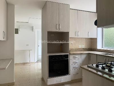 Apartamento de 4 alcobas en venta en El Poblado, Medellín, 177 m² · foto 7 de 19