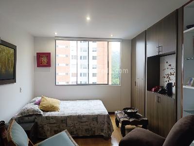 Apartamento de 3 alcobas en venta en El Poblado, Medellín, 156 m² · foto 13 de 19
