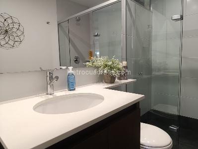 Apartamento de 3 alcobas en venta en El Poblado, Medellín, 156 m² · foto 16 de 19