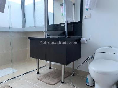Apartamento de 2 alcobas en arriendo en Alejandría, Medellín, 78 m² · foto 11 de 12