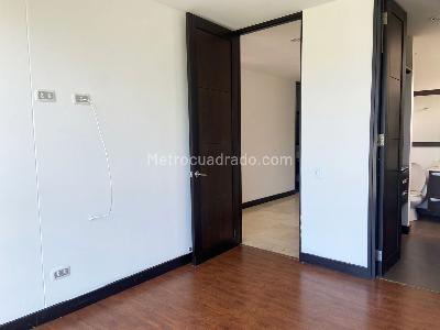 Apartamento de 3 alcobas en arriendo en Sabaneta, Sabaneta, 138 m² · foto 11 de 20