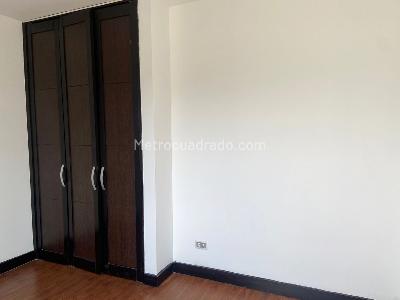 Apartamento de 3 alcobas en arriendo en Sabaneta, Sabaneta, 138 m² · foto 16 de 20