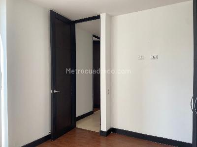 Apartamento de 3 alcobas en arriendo en Sabaneta, Sabaneta, 138 m² · foto 17 de 20