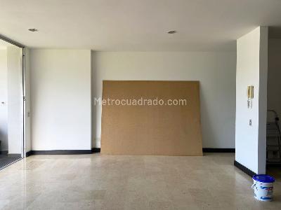 Apartamento de 3 alcobas en arriendo en Sabaneta, Sabaneta, 138 m² · foto 2 de 20