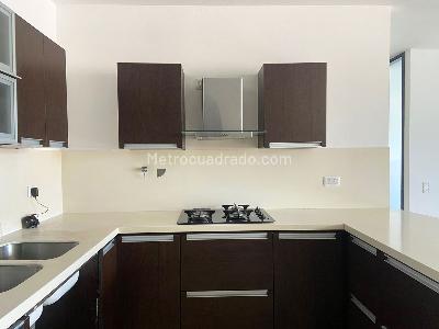 Apartamento de 3 alcobas en arriendo en Sabaneta, Sabaneta, 138 m² · foto 6 de 20