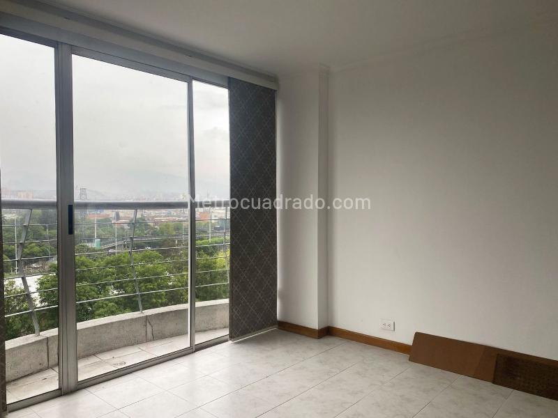 Cozy 2BR Apartment in El Poblado - 2