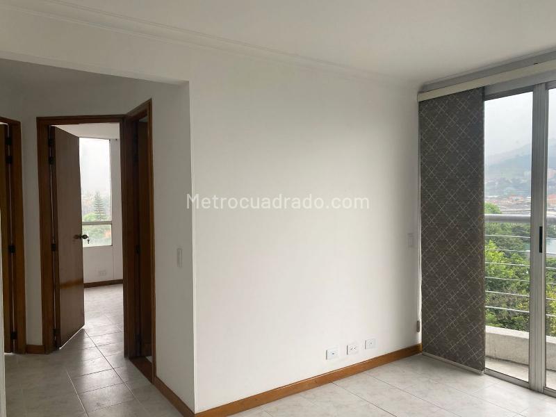 Cozy 2BR Apartment in El Poblado - 3