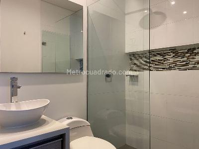 Apartamento en venta en El Poblado, Medellín · foto 16 de 19