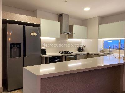Apartamento en venta en El Poblado, Medellín · foto 6 de 19