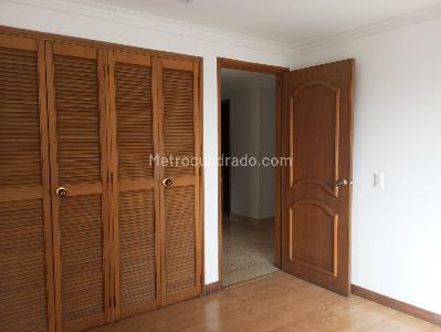 Apartamento en venta en El Poblado, Medellín · foto 12 de 16