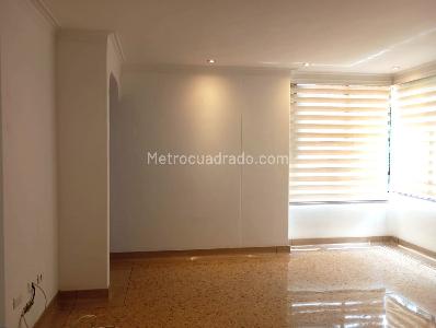 Apartamento en venta en El Poblado, Medellín · foto 4 de 16