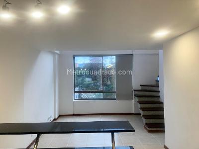 Apartaestudio en arriendo en El Poblado, Medellín, 57 m² · foto 3 de 13