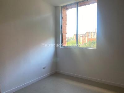 Apartamento de 2 alcobas en venta en Envigado, Envigado, 84 m² · foto 12 de 16