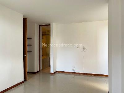 Apartamento de 2 alcobas en venta en Envigado, Envigado, 84 m² · foto 14 de 16