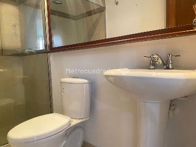 Apartamento de 2 alcobas en venta en Envigado, Envigado, 84 m² · foto 15 de 16