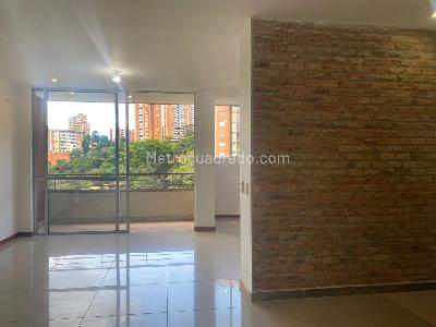 Apartamento de 2 alcobas en venta en Envigado, Envigado, 84 m² · foto 3 de 16