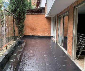 Casa de 4 alcobas en arriendo en El Poblado, Medellín, 300 m² · foto 18 de 19