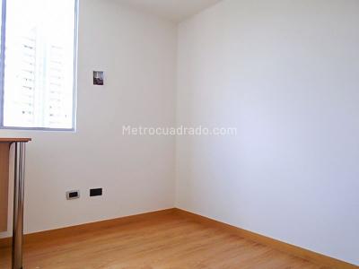 Apartamento de 3 alcobas en arriendo en El Poblado, Medellín, 72 m² · foto 6 de 14