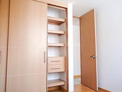 Apartamento de 3 alcobas en arriendo en El Poblado, Medellín, 72 m² · foto 7 de 14