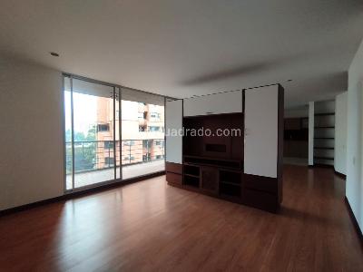 Apartaestudio en arriendo en El Poblado, Medellín · foto 11 de 16
