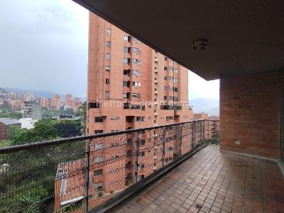 Apartaestudio en arriendo en El Poblado, Medellín · foto 16 de 16