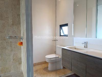 Apartamento en arriendo en El Poblado, Medellín · foto 19 de 20