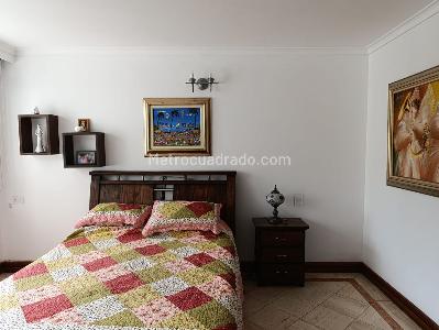 Apartamento de 3 alcobas en venta en El Poblado, Medellín, 195 m² · foto 15 de 20