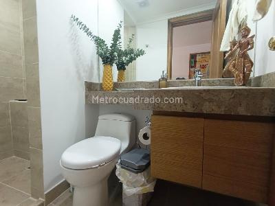 Apartamento de 3 alcobas en venta en El Poblado, Medellín, 195 m² · foto 18 de 20