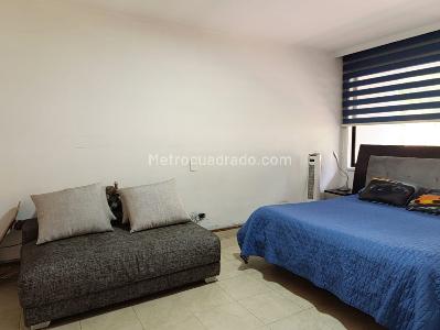 Apartamento en venta en El Poblado, Medellín · foto 11 de 20