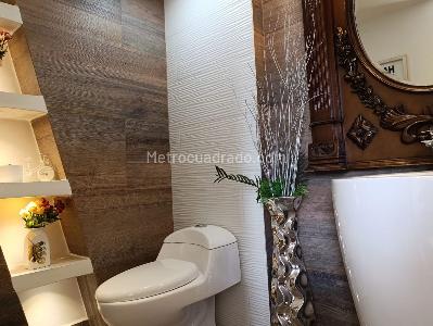 Apartamento en venta en El Poblado, Medellín · foto 18 de 20