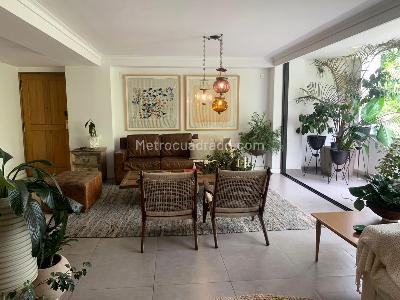 Apartamento de 3 alcobas en venta en El Poblado, Medellín, 195 m² · foto 4 de 19