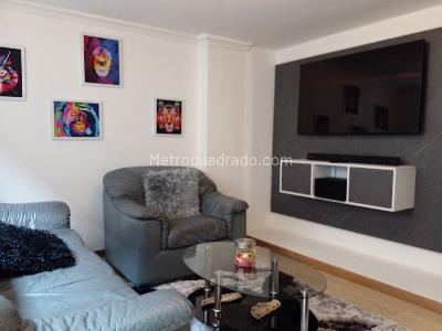 Casa de 3 alcobas en venta en Envigado, Envigado, 214 m² · foto 9 de 19