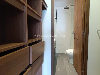 Apartaestudio en arriendo en El Poblado, Medellín · foto 14 de 15