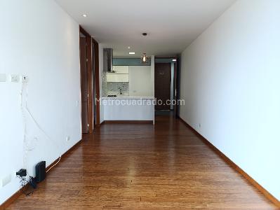 Apartaestudio en arriendo en El Poblado, Medellín, 57 m² · foto 2 de 13